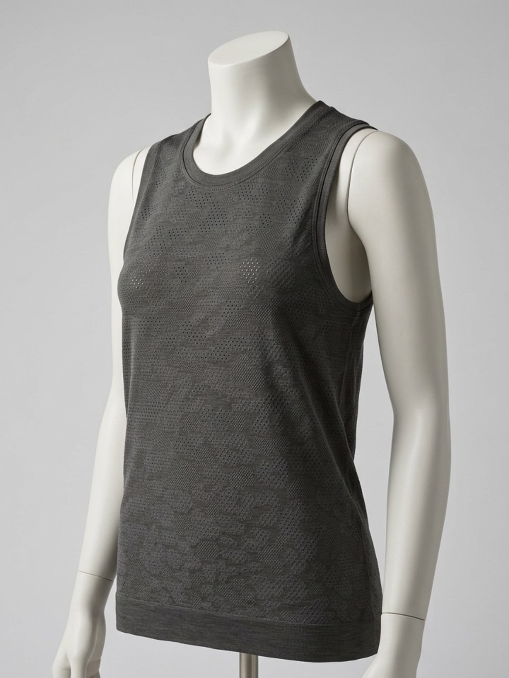 Lululemon Swiftly Breathe Muscle Tank – Olive/Khaki – Size M/L See Measurements